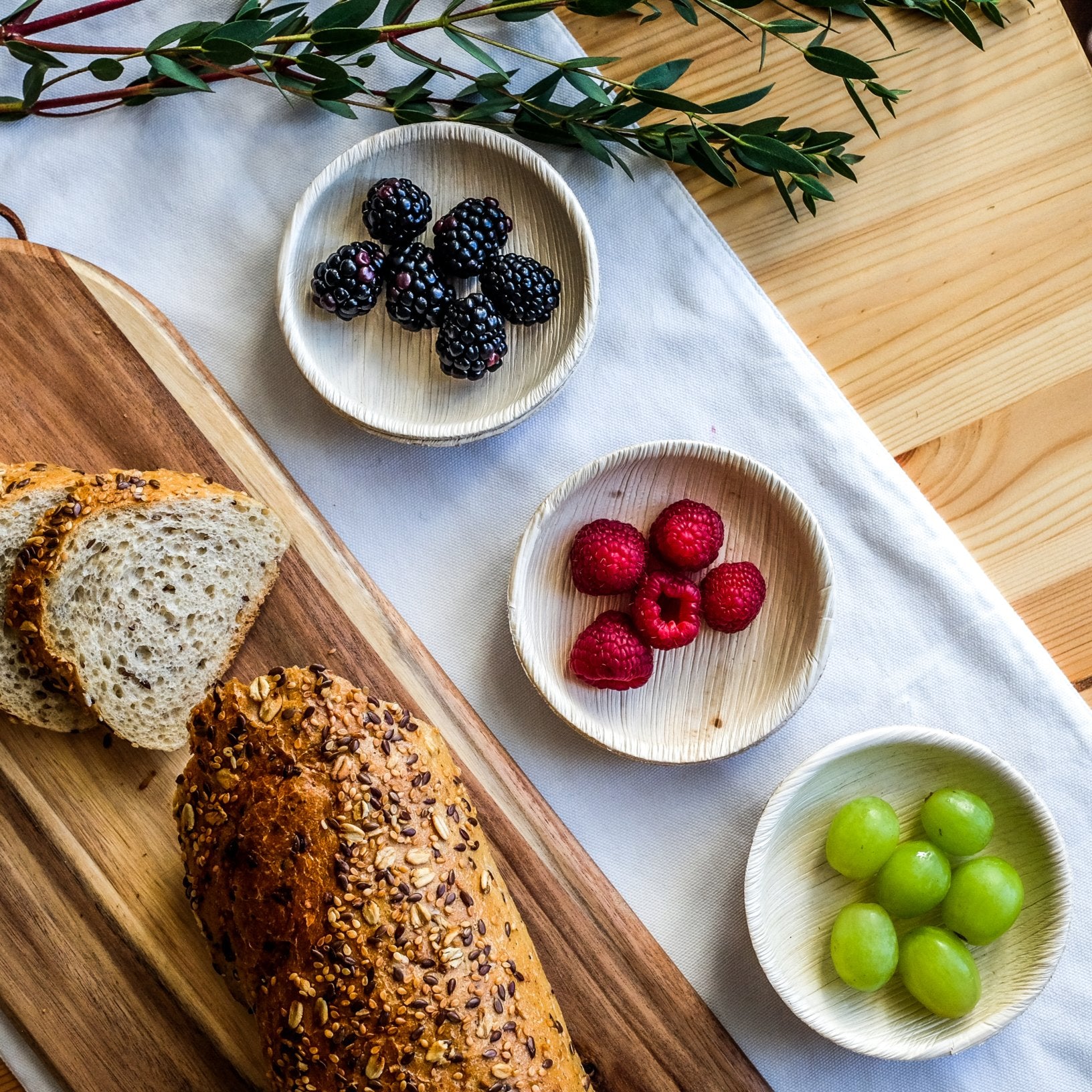 Naturally Chic: Eco-Friendly Disposable Dinnerware